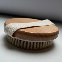 Natūralių šerių šepetys